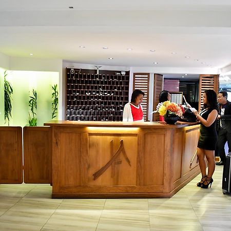 安扎莉酒店 塔那那利佛 外观 照片